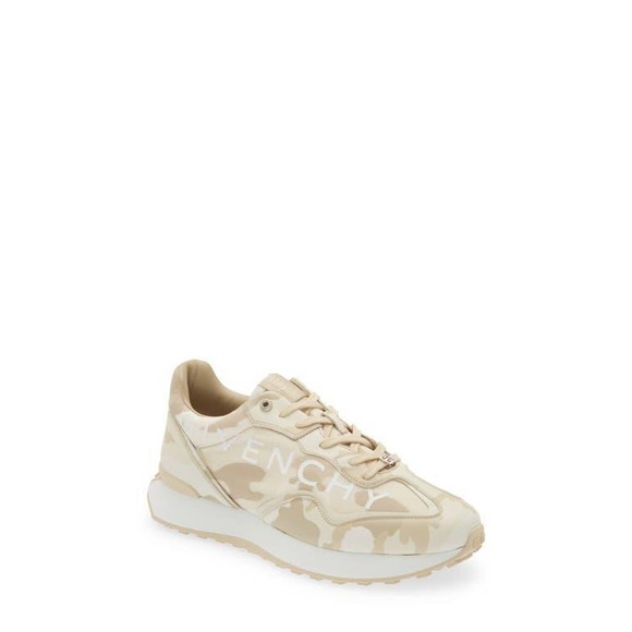 Givenchy Other - Givenchy GIV Light Runner Sneaker in Beige/Brown Men's EUR 40 US 7
